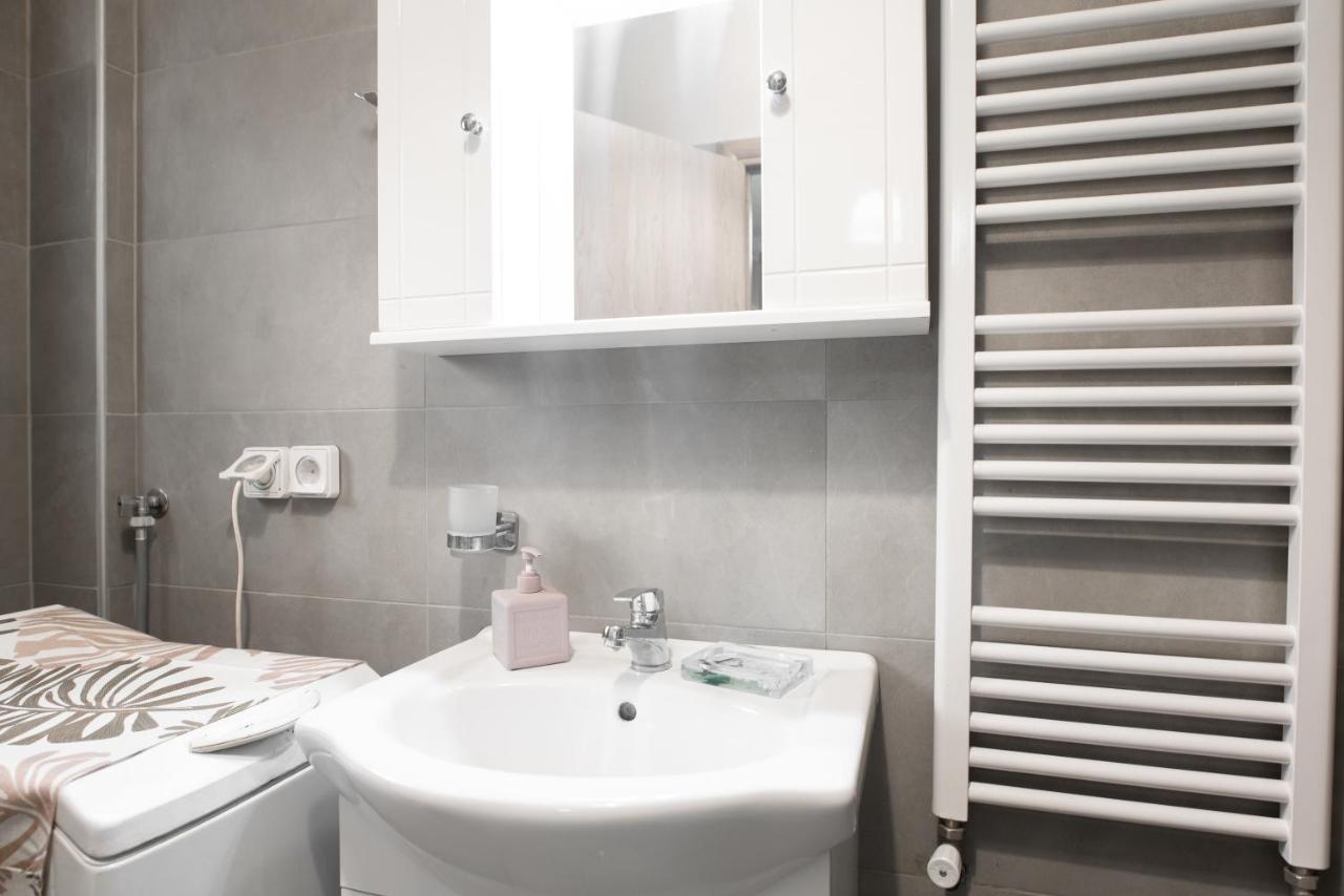 Cozy Cityscape Apartment In 아테네 외부 사진